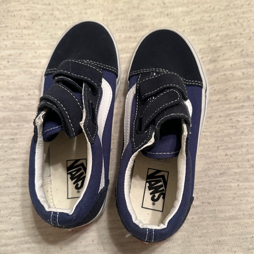 Vans Tennis Shoes